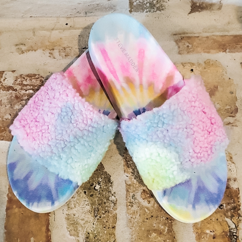 Steve Madden Fuzzy Slip On Slipper Sandals